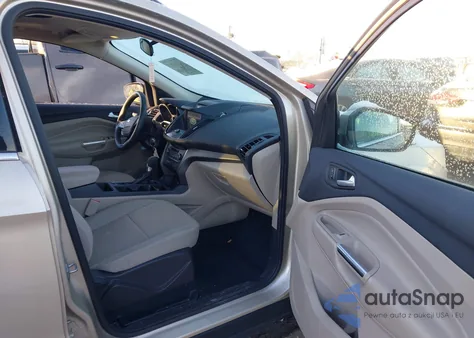 2017 Ford Escape Se z USA, uszkodzony, nr VIN 1FMCU9GD0HUB22498